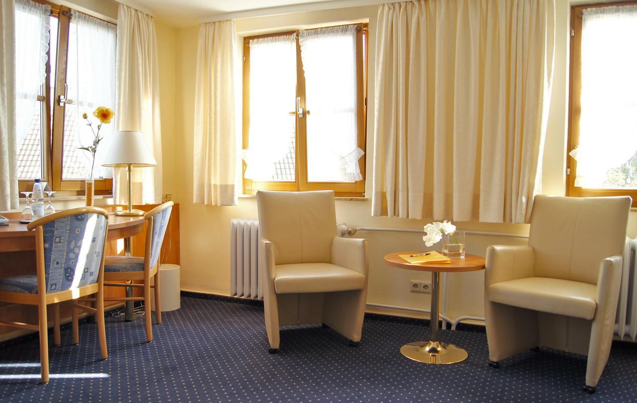Hotel Gasthof Kreuz Bad Buchau Buitenkant foto