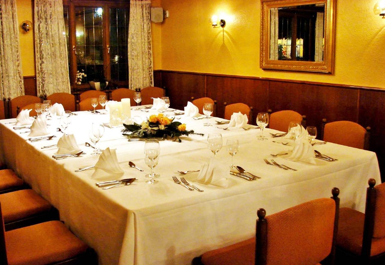 Hotel Gasthof Kreuz Bad Buchau Buitenkant foto